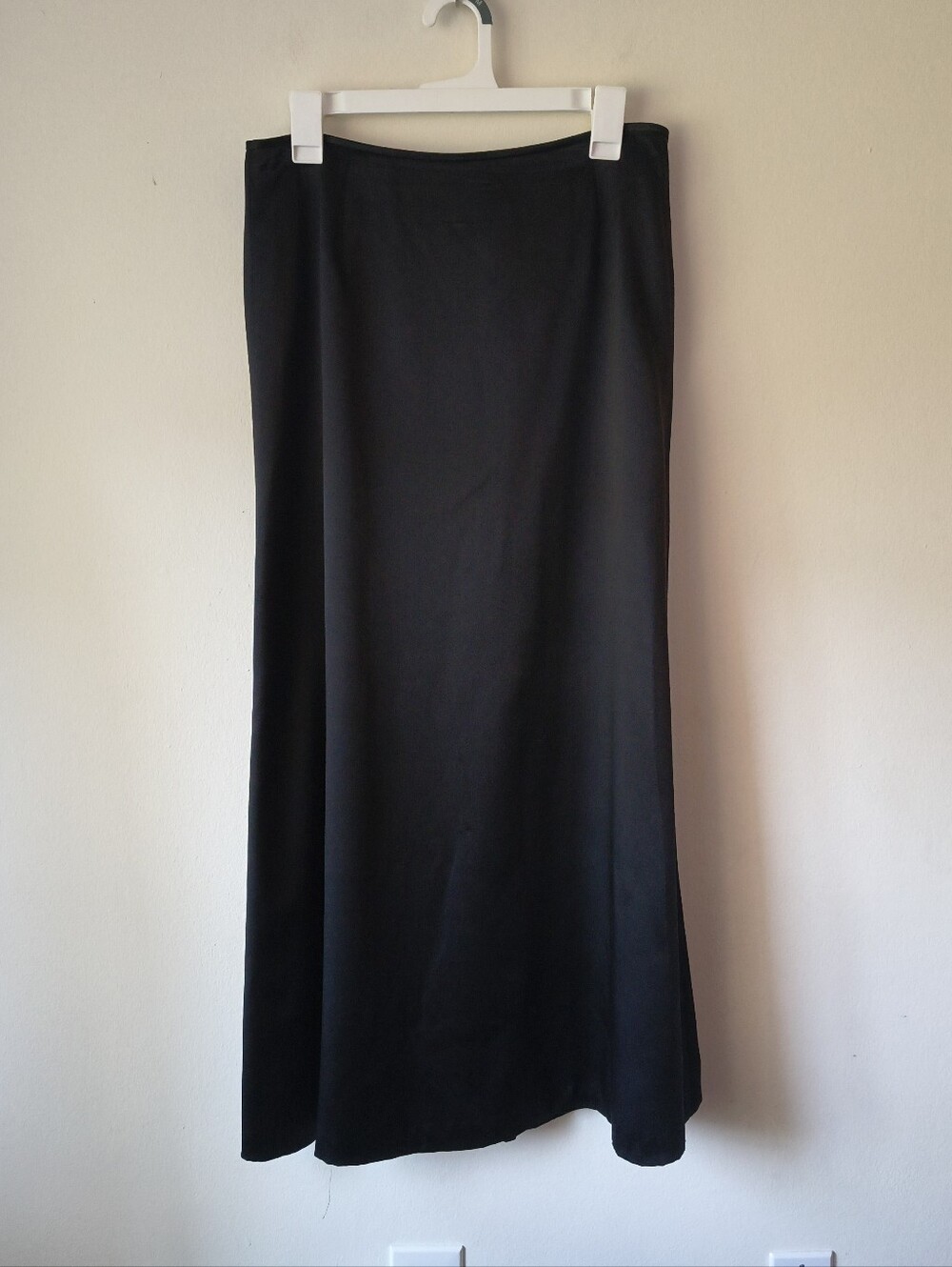 Talbots Women Black Silk Satin Long A-Line Skirt 10 Lined Zip Zipper